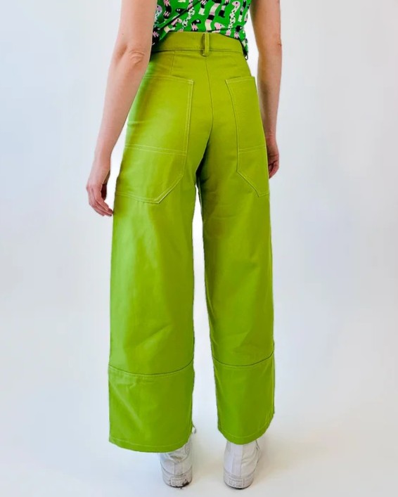 Nooworks avocado skater pant paired with sssnakes crop tee