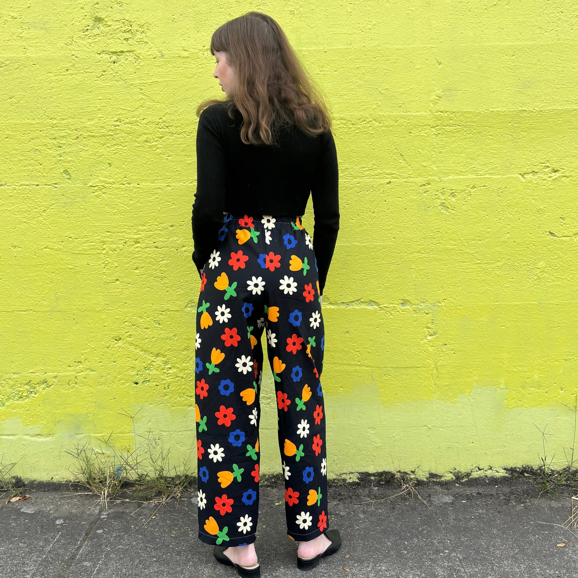 Ersa Fibers black floral abstract elastic pant