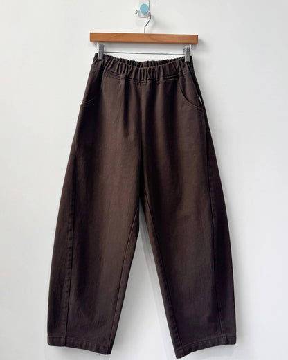 Le Bon Shoppe arc pants in brown umber canvas