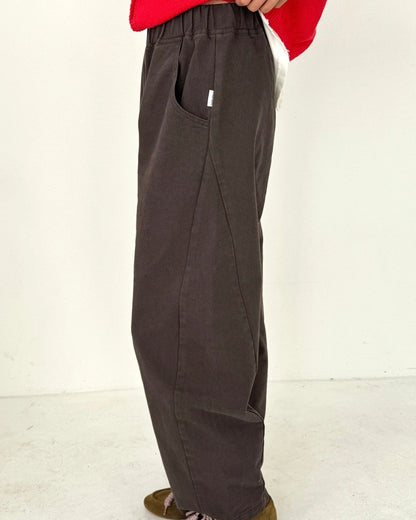 Le Bon Shoppe arc pants in brown umber canvas