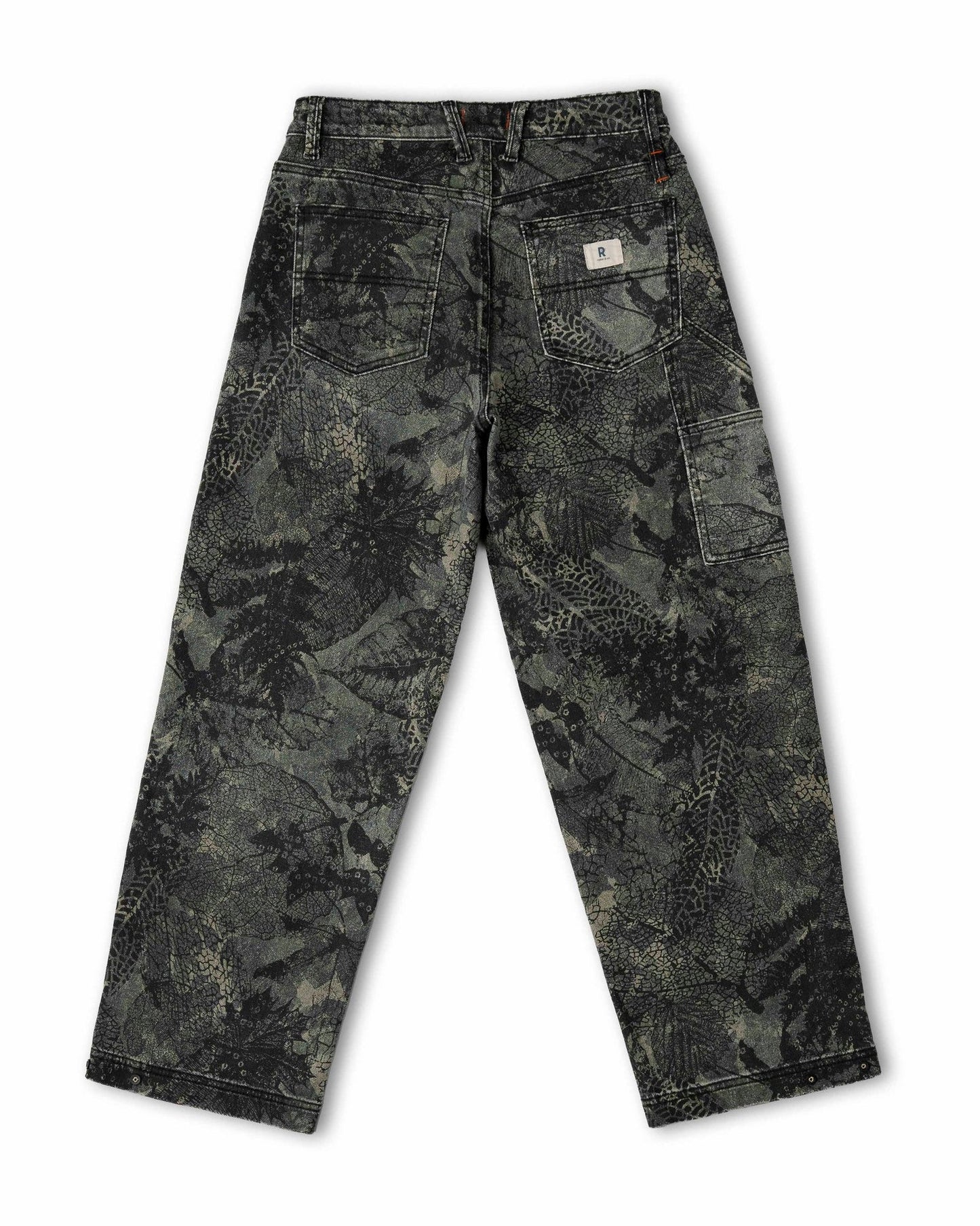 Ripton dark leaf camo women's snap pant