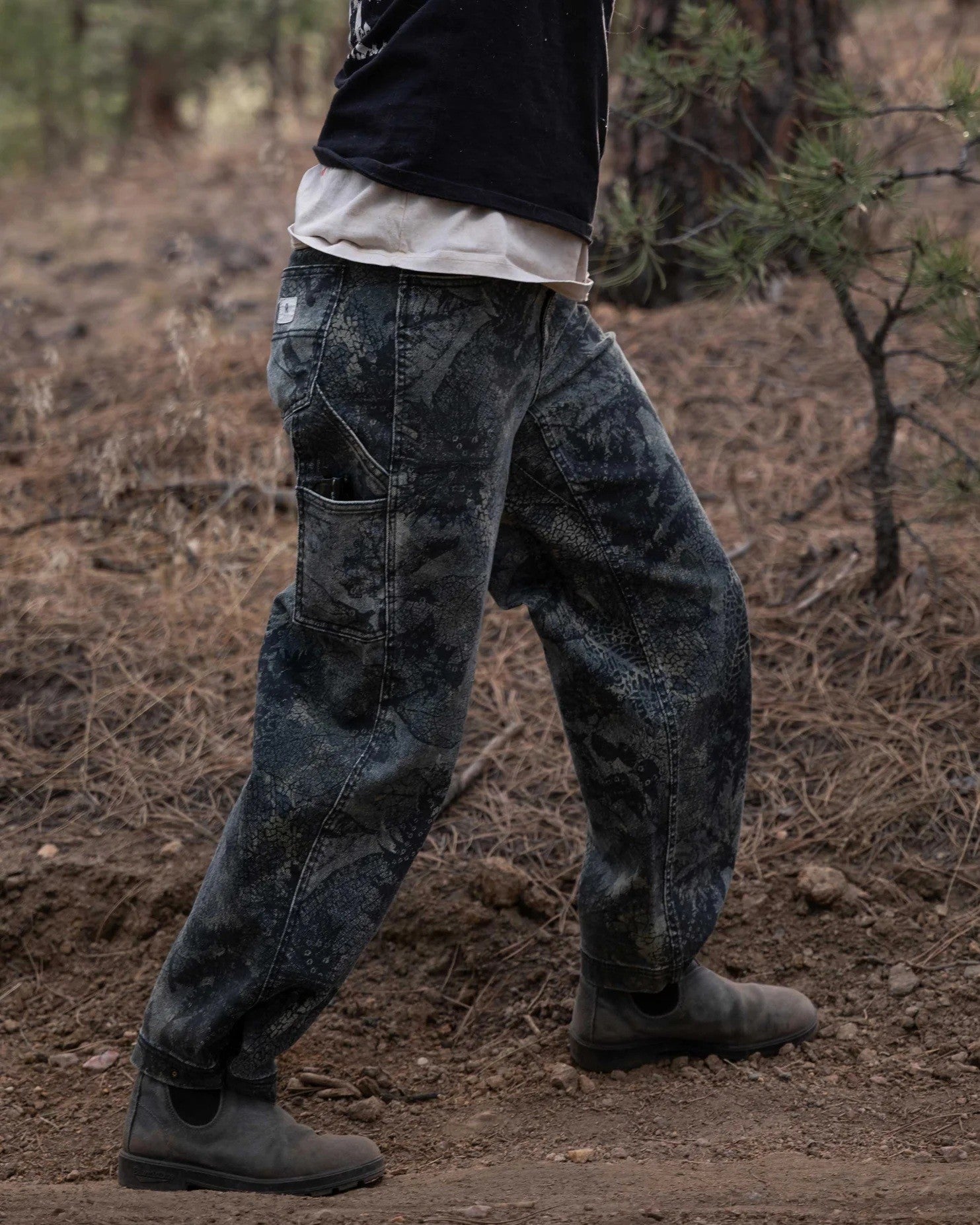 Ripton dark leaf camo women's snap pant